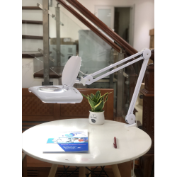 Kính lúp kẹp bàn (thấu kính trắng vuông, điều chỉnh độ sáng, loại xịn) 8066A-5X-V